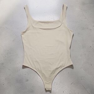 SWS CONTOUR White Square Neck Bodysuit. Size LG. NWT!